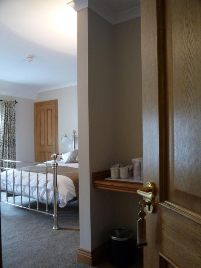 The Spread Eagle Hotel Jedburgh Phòng bức ảnh