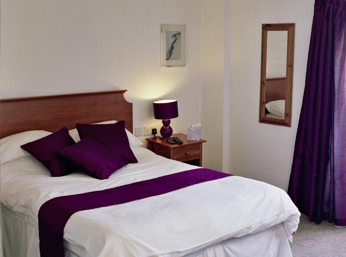 The Spread Eagle Hotel Jedburgh Phòng bức ảnh